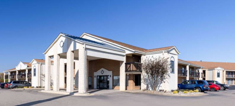 穆尔斯维尔诺曼湖戴斯酒店(Days Inn by Wyndham Mooresville Lake Norman)图片