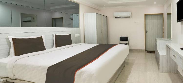 OYO Collection O AVM Castle图片