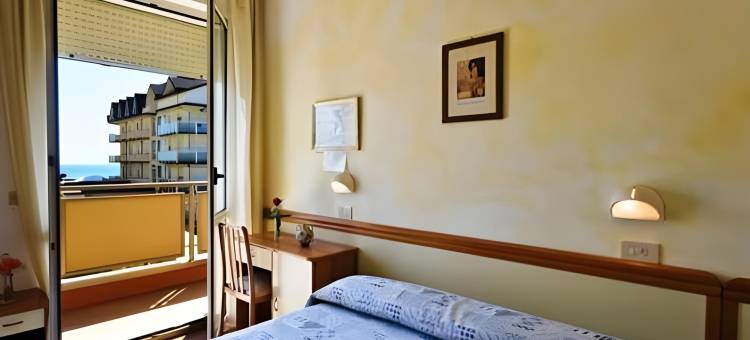 洛萨纳酒店(Hotel Losanna Cervia)图片