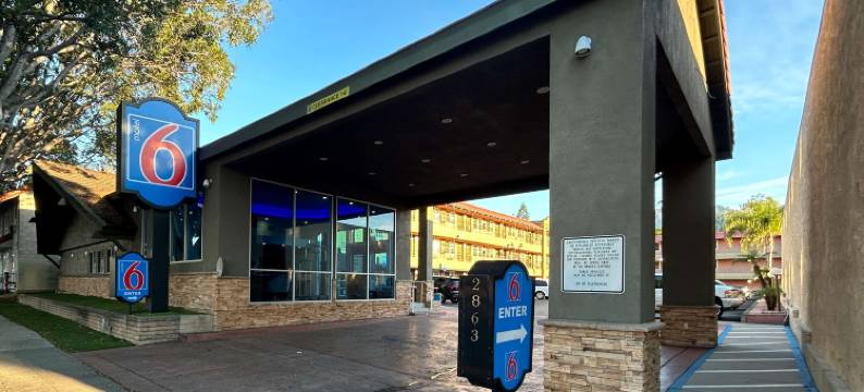 Pasadena, 加州6号汽车旅馆 – 帕萨迪纳老城区域(Motel 6 Pasadena, CA – Old Town Pasadena Area)图片