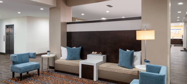 克拉克斯维尔东北加纳酒店(Garner Hotel Clarksville Northeast)图片