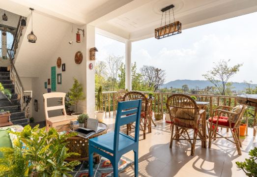 The Himaal, Bir - Luxury Boutique Homestay Hotel Overview