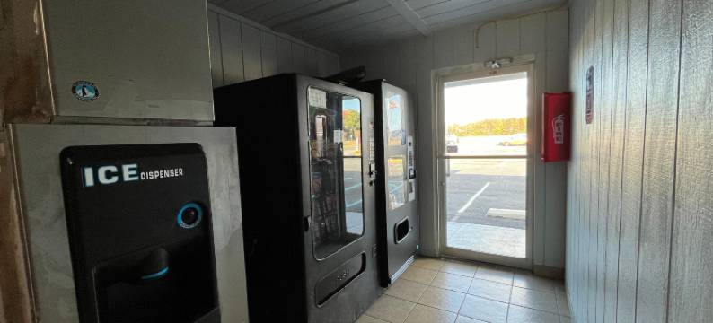 纳萨瓦多克斯经济型旅馆(Budget Inn by OYO Nassawadox Hwy 13)图片