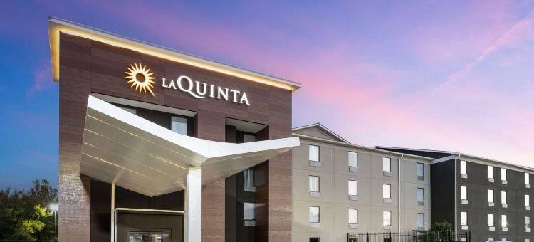 孟菲斯I-240拉昆塔温德姆套房酒店(La Quinta Inn & Suites by Wyndham Memphis I-240)图片