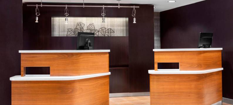 博林格林会议中心万怡酒店(Courtyard Bowling Green Convention Center)图片