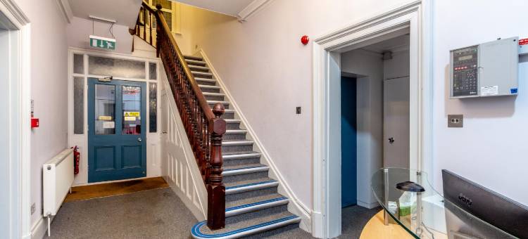 伦敦盖特威克酒店(London Gatwick Inn)图片