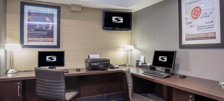 阿博茨福德桑德曼套房酒店(Sandman Hotel and Suites Abbotsford)图片