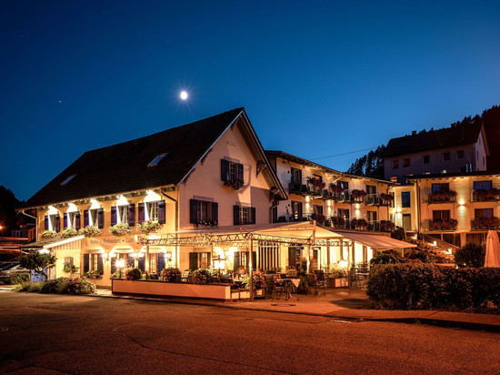 瓦尔德布里克酒店