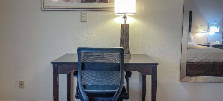 印地安那州艾克哈 6 号汽车旅馆(Motel 6 Elkhart, IN)图片