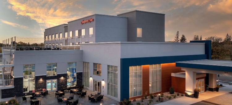 沃罗德欢朋酒店(Hampton Inn by Hilton Warroad)图片