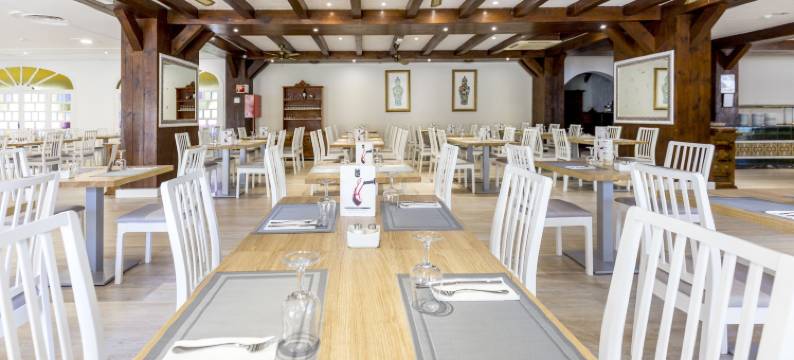 雷伊卡洛斯酒店(Rey Carlos)图片