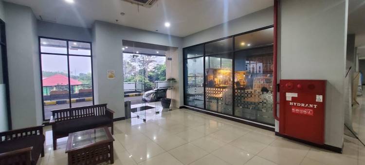 O酒店塔曼萨丽全景公寓-由安瓦尔管理(Hotel O Tamansari Panoramic Apartment by Anwar)图片