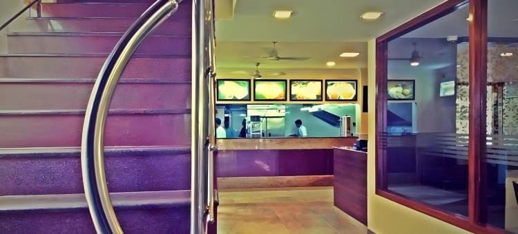 穆坎比卡宫酒店(Hotel Mookambika Palace)图片