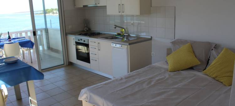 安德里亚公寓酒店(Apartments Andrea)图片