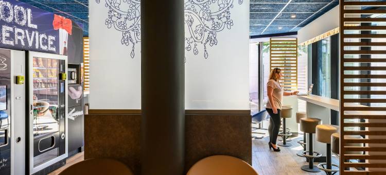宜必思快捷圣艾蒂安中心 Chateaucreux 火车站酒店(Ibis Budget Saint-Étienne Centre Gare Châteaucreux)图片