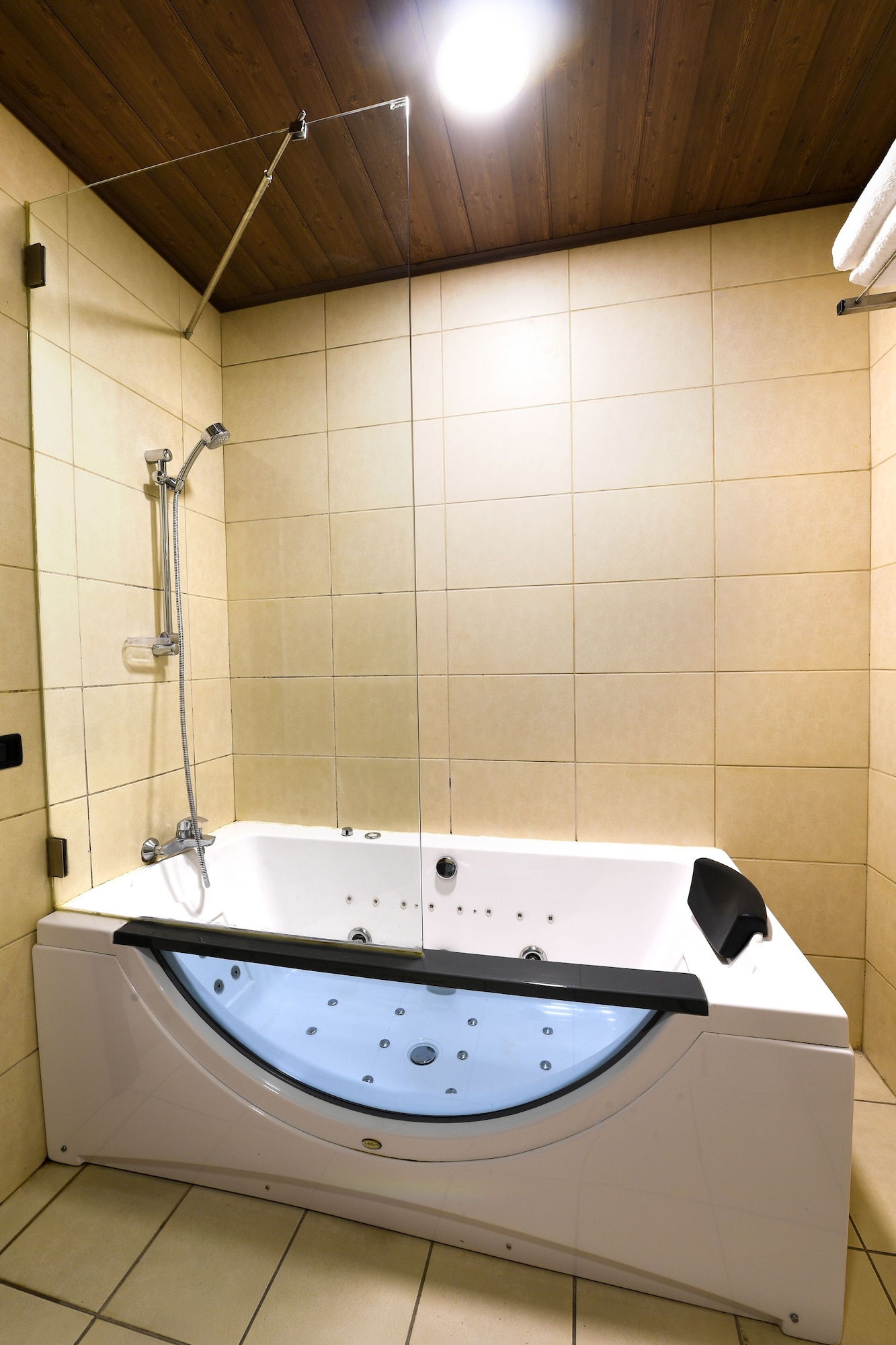 Reston HotelOver view