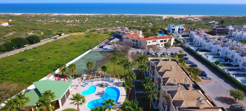 普拉伊亚洛塔度假村 - 公寓酒店(Praia da Lota Resort – Beachfront Apartments)图片