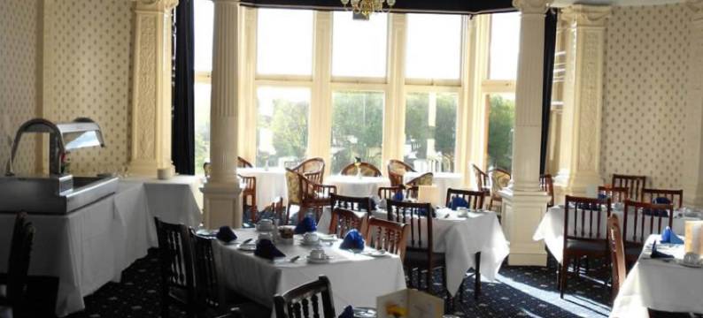 亚当顿乡村民宿酒店(Adamton Country House Hotel)图片