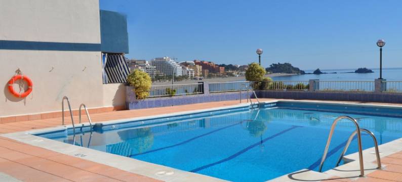 阿拉亚内斯海滩酒店(Arrayanes Playa Almuñecar)图片