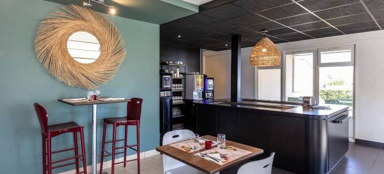 拉罗谢尔北普伊尔波勒奥康铂酒店(Campanile la Rochelle Nord - Puilboreau)图片