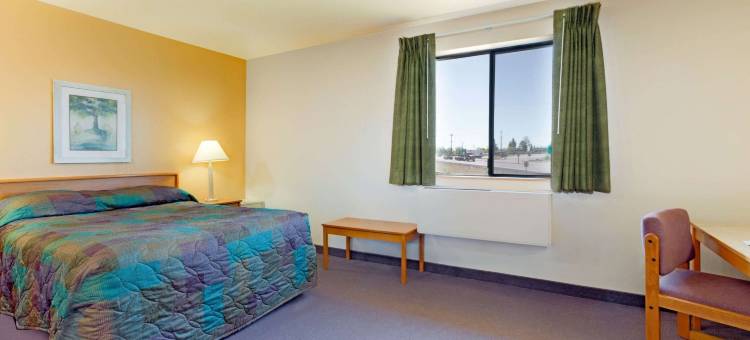 克拉马斯福尔斯速8酒店(Super 8 by Wyndham Klamath Falls)图片