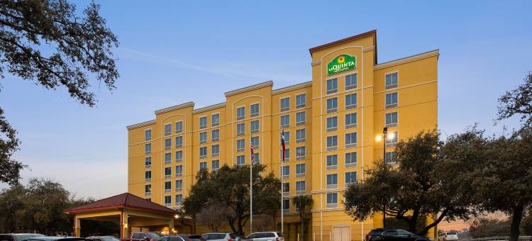 圣安东尼奥医疗中心西北拉昆塔温德姆套房酒店(La Quinta Inn & Suites by Wyndham San Antonio Medical Ctr NW)图片