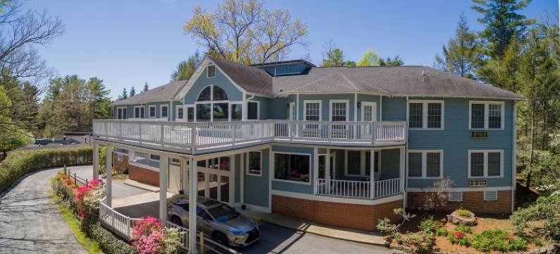 弗拉特罗克-高原湖泊度假酒店(Highland Lake Inn & Resort - Flat Rock)图片