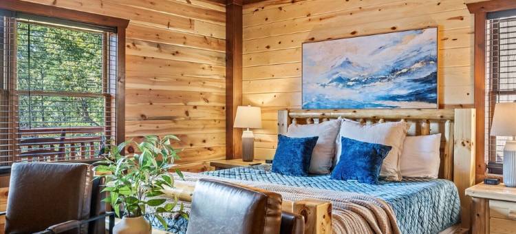 Sleeps ~22, Heated Indoor Pool, Hot Tub, Game Room, Outdoor Fireplace, Big Deck图片