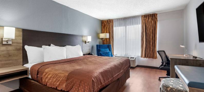 萨尔弗斯普林斯凯艺套房酒店(Quality Inn & Suites Sulphur Springs)图片