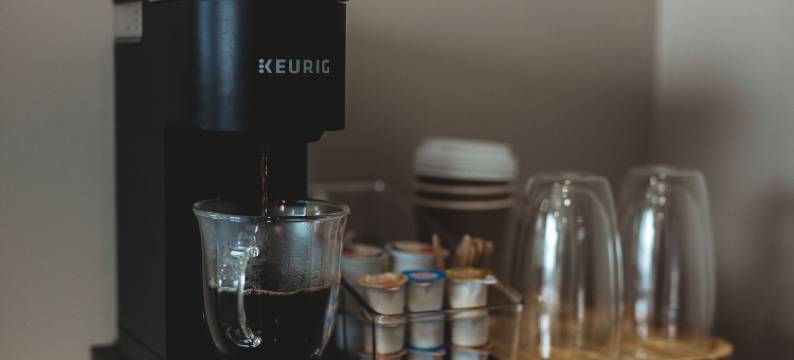 河滨套房公寓(Riverside Suites)图片