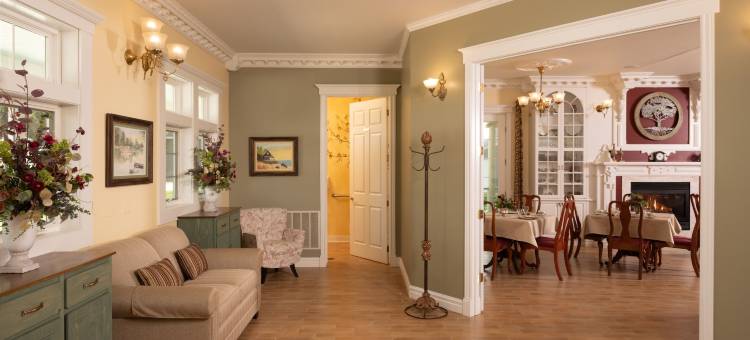 奥克伍德旅馆奥科博吉 - 限成人(The Oakwood Inn Okoboji)图片