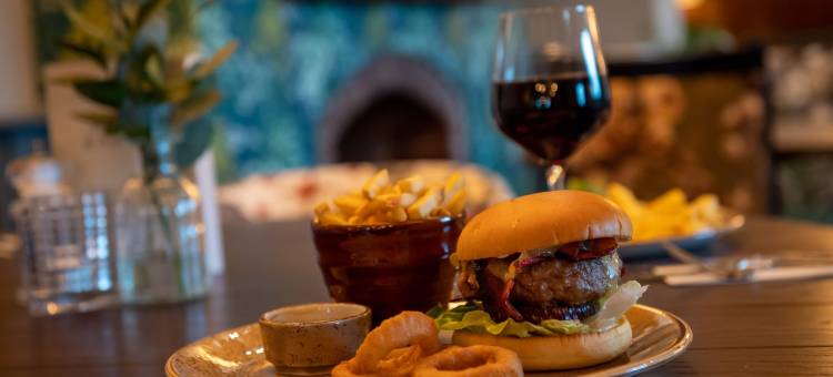 托德维克红狮酒店 - 格林国王旅馆(The Red Lion Inn by Chef & Brewer Collection)图片