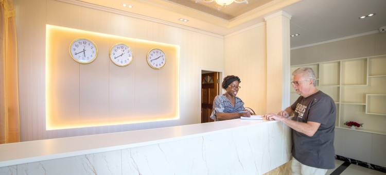 河畔酒店(Riverside Hotel)图片