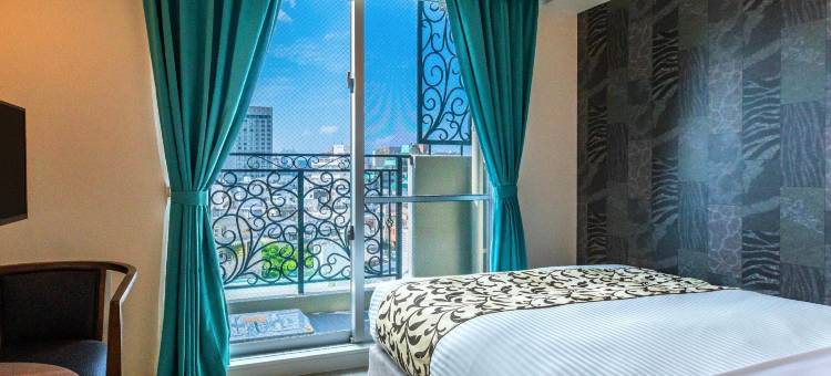 牧志站前-Mr.KINJO Miki24(Mr.KINJO Miki24 in Front of Makishi Station)图片