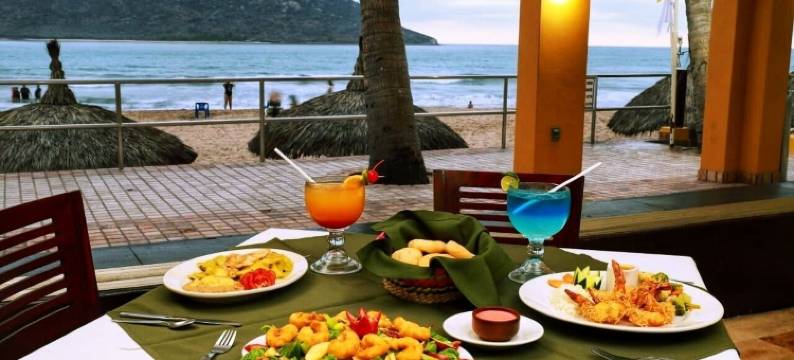 拉斯弗洛雷斯海滩度假村酒店(Las Flores Beach Resort)图片