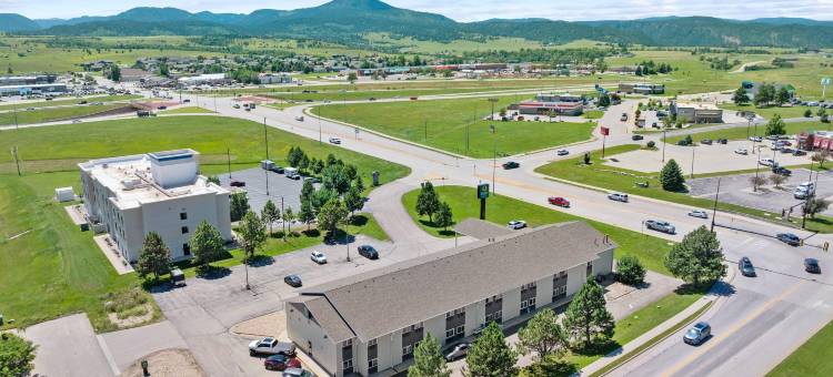 斯皮尔菲什品质酒店 I-90(Quality Inn Spearfish I-90)图片
