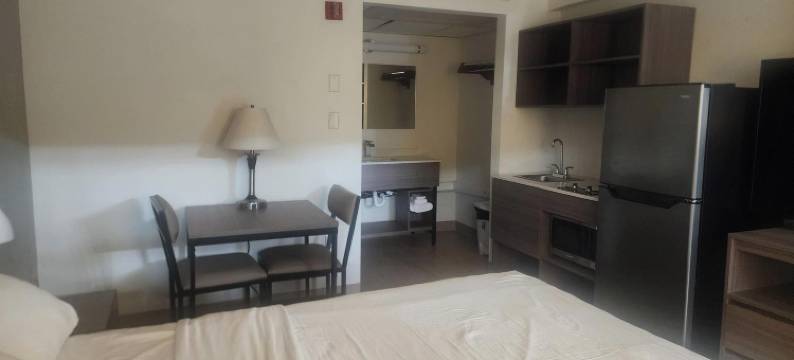 斯特灵华美达酒店(Ramada by Wyndham Sterling)图片