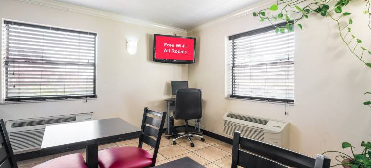 红屋顶酒店北达拉斯-中央公园(Red Roof Inn North Dallas - Park Central)图片