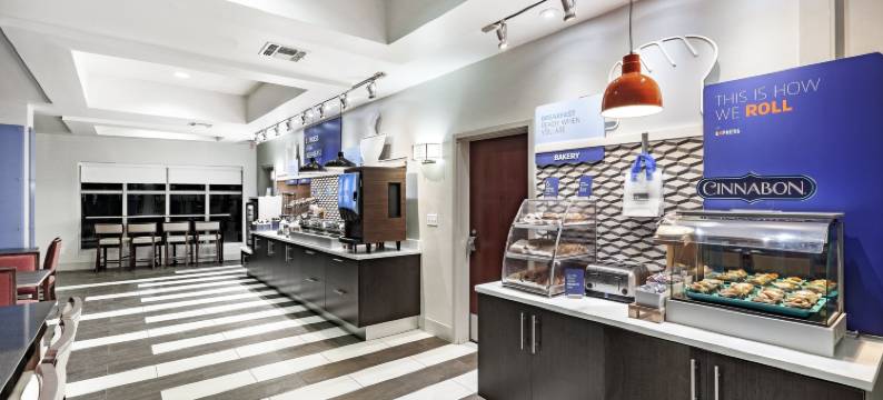 智选假日套房酒店什里夫波特南园广场(Holiday Inn Express & Suites SHREVEPORT SOUTH - PARK PLAZA by IHG)图片