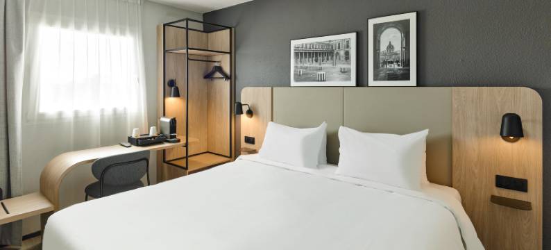 巴黎西康铂酒店-热讷维耶巴尔巴尼尔(Campanile Paris Ouest - Gennevilliers Barbanniers)图片