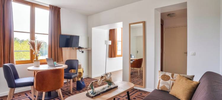 巴黎萨克雷-伊夫特河畔比雷雷斯迪家酒店公寓(Residhome aparthotel Paris Saclay - Bures sur Yvette)图片