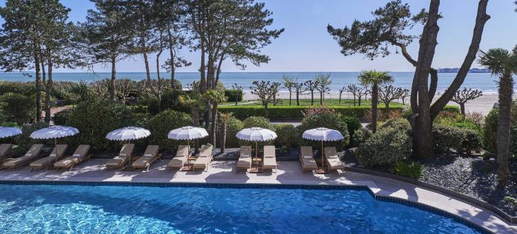 埃米塔日吕西安巴里亚酒店(Hôtel Barrière l'Hermitage)图片