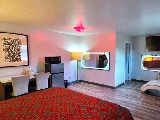 南荷兰芝加哥精英旅馆及套房