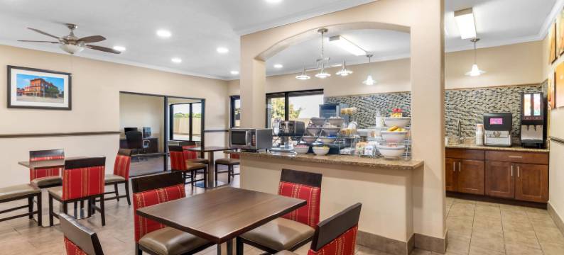 科尔加纳东舒适酒店(Comfort Inn Corsicana East)图片