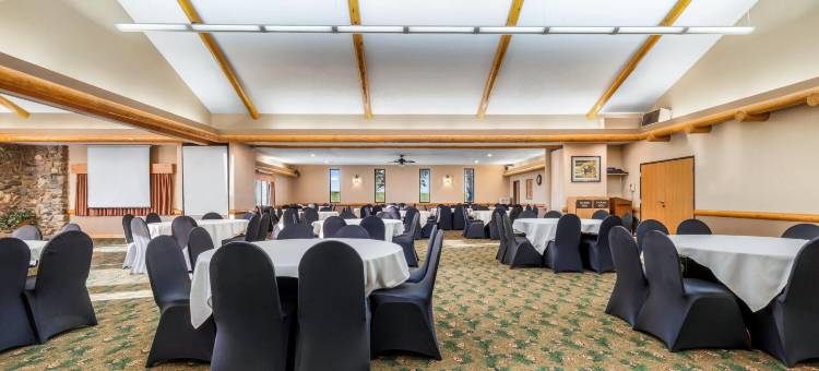 张伯伦美吟温德姆酒店及会议中心(AmericInn by Wyndham Chamberlain Conference Center)图片