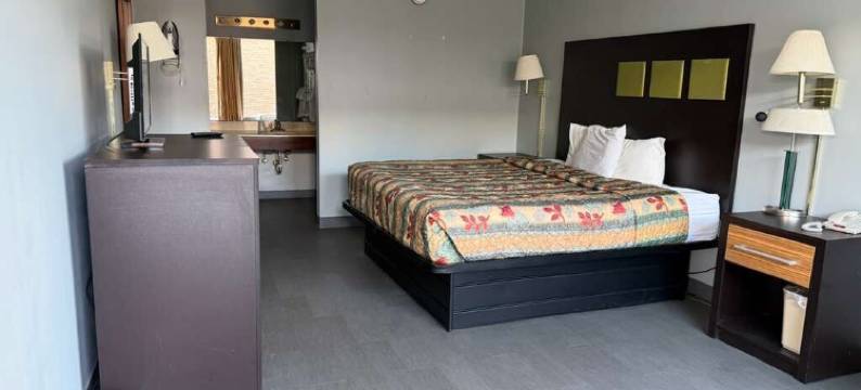 布利斯波因特旅馆瓦巴什(BlissPoint Inn Wabash)图片