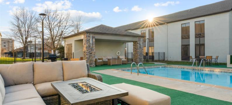 贝斯特韦斯特考特维尤酒店(Best Western Courtview Hotel)图片