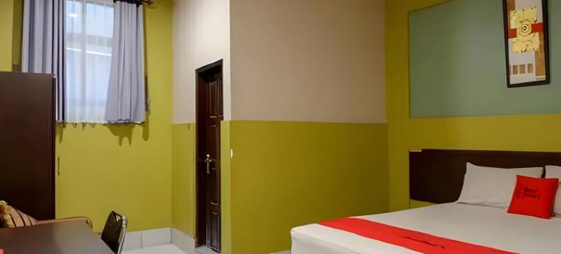 红多兹伊斯兰@印尼肯达里酒店(RedDoorz Syariah @ Hotel Wisma Indonesia Kendari)图片