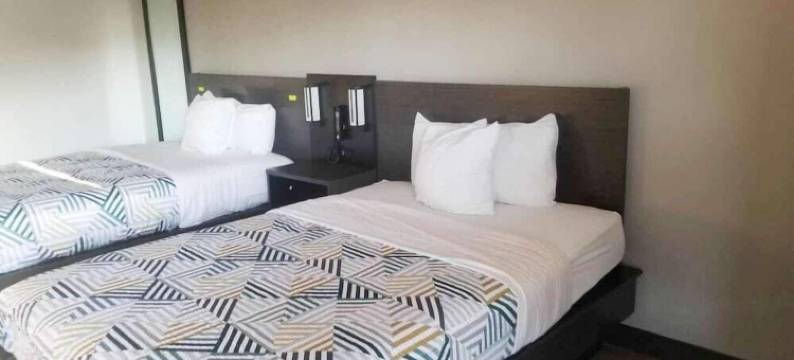 拉普拉斯Studio 6，洛杉矶(Studio 6 LaPlace, La)图片