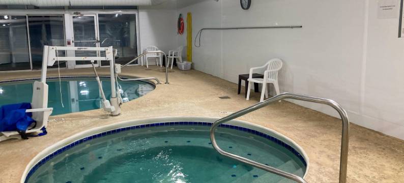 曼斯菲尔德贝尔维尔品质套房酒店(Quality Inn & Suites Bellville - Mansfield)图片